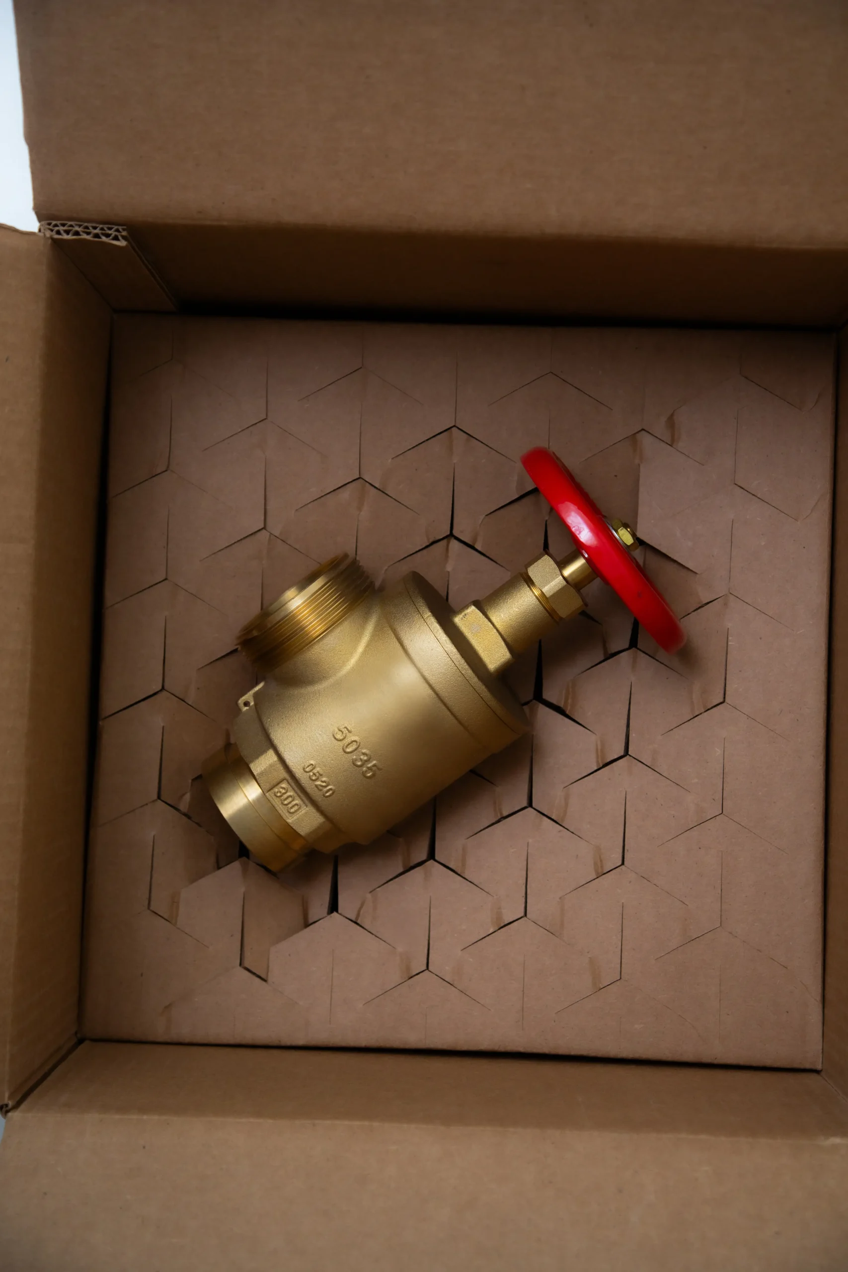 Industrial, Moving and Shipping Boxes